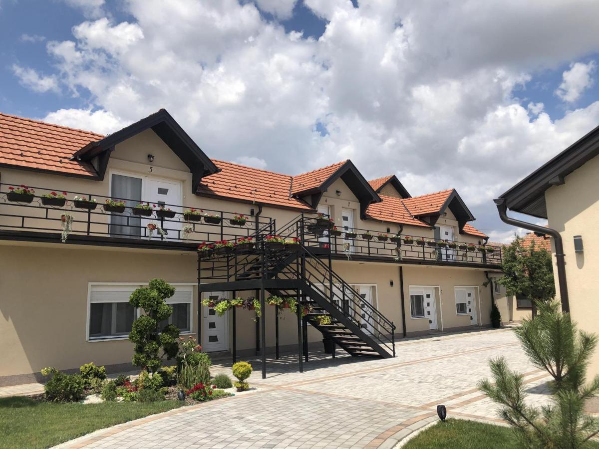 Kovac Residence Zrenjanin Exterior foto